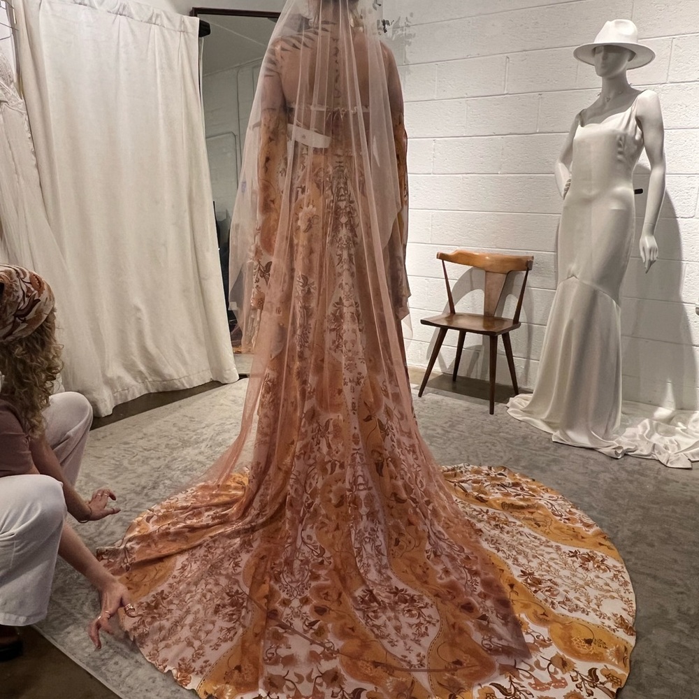 Rue De Seine Gold Sweetheart Long Sleeve Wedding Gown - Picture 5 of 5